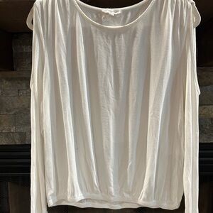 Love and Promises - Cold Shoulder Ribbed Long-Sleeve White Sweater Size Large